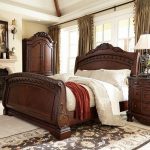 Luxurious Bed Room Set 14