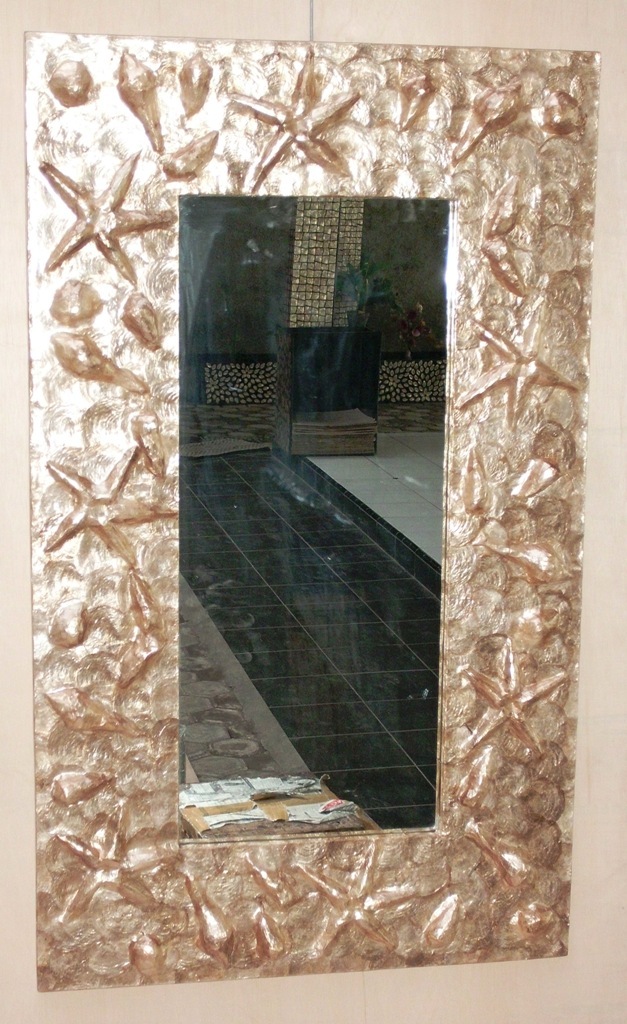 CSFU7056 Beautiful Frame Handicrafts H27 - Image 1